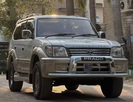 TOYOTA PRADO PETROL